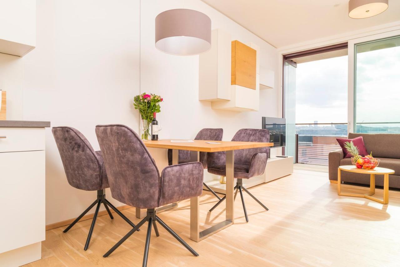 Triiiple Tower Dream Apartments With Rooftop-Summer-Pool Вена Экстерьер фото