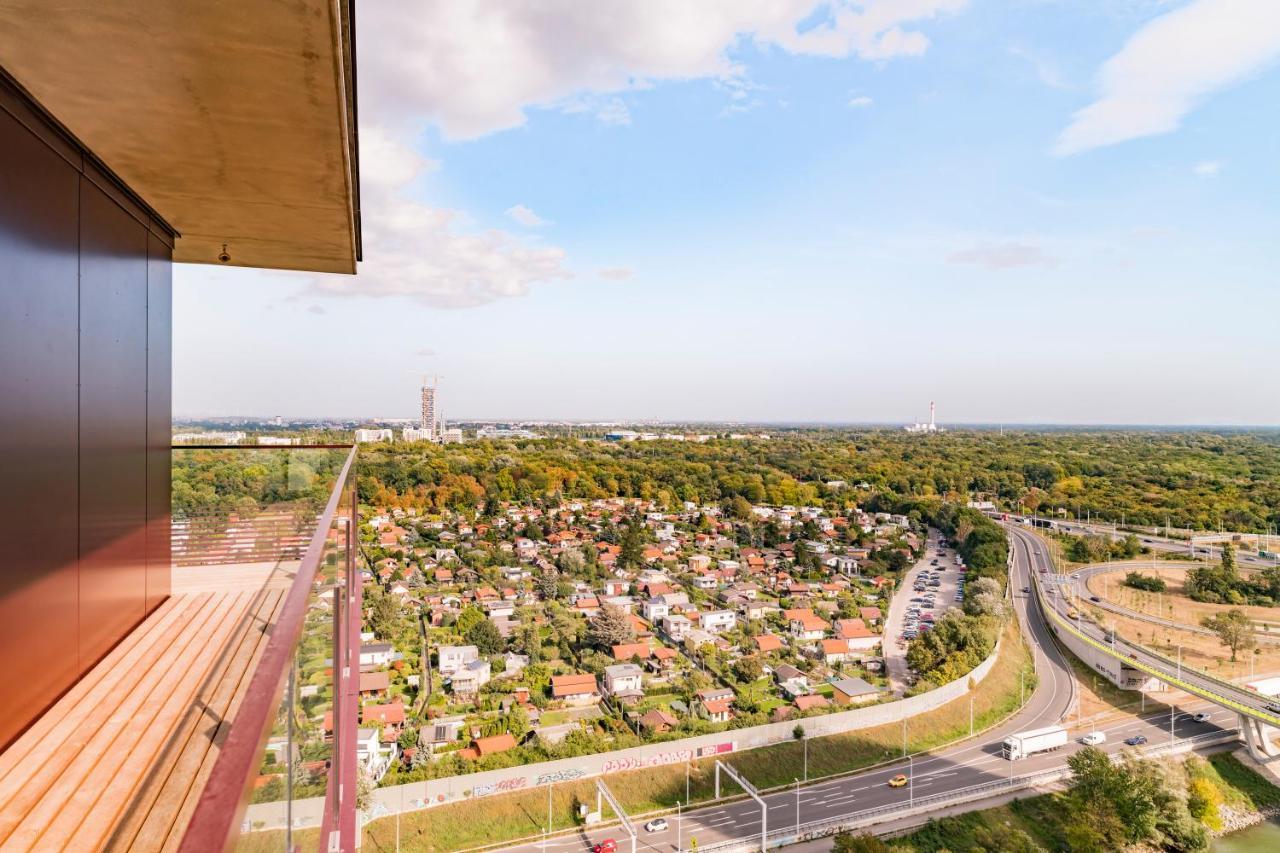 Triiiple Tower Dream Apartments With Rooftop-Summer-Pool Вена Экстерьер фото