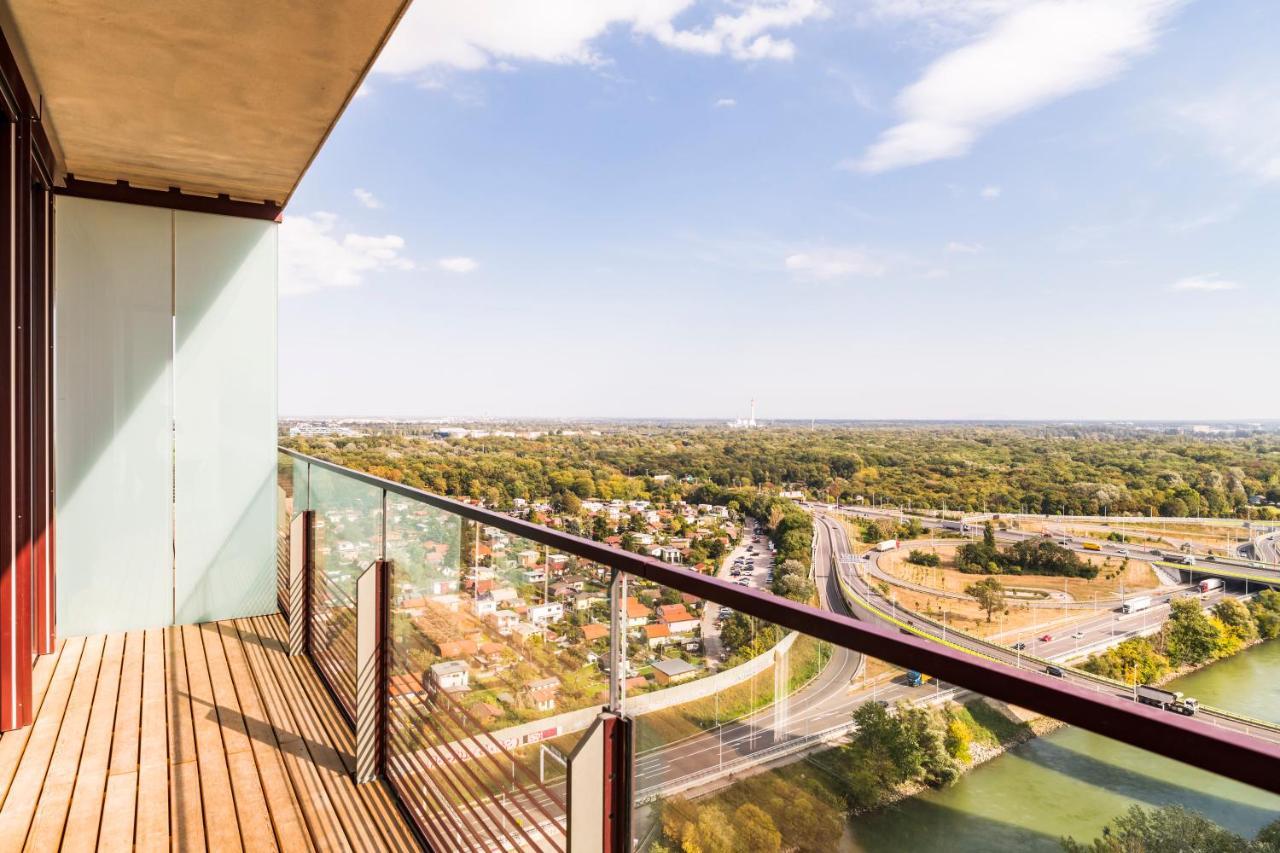 Triiiple Tower Dream Apartments With Rooftop-Summer-Pool Вена Экстерьер фото